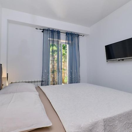 Leonida Apartamento Mali Lošinj Exterior foto