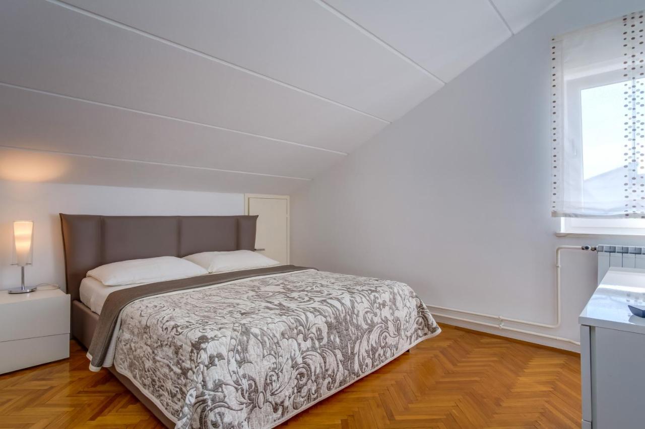Leonida Apartamento Mali Lošinj Exterior foto