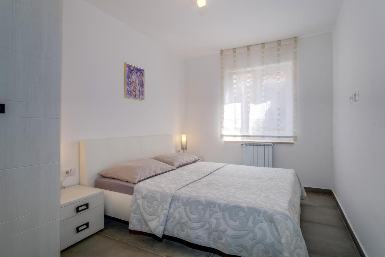 Leonida Apartamento Mali Lošinj Exterior foto