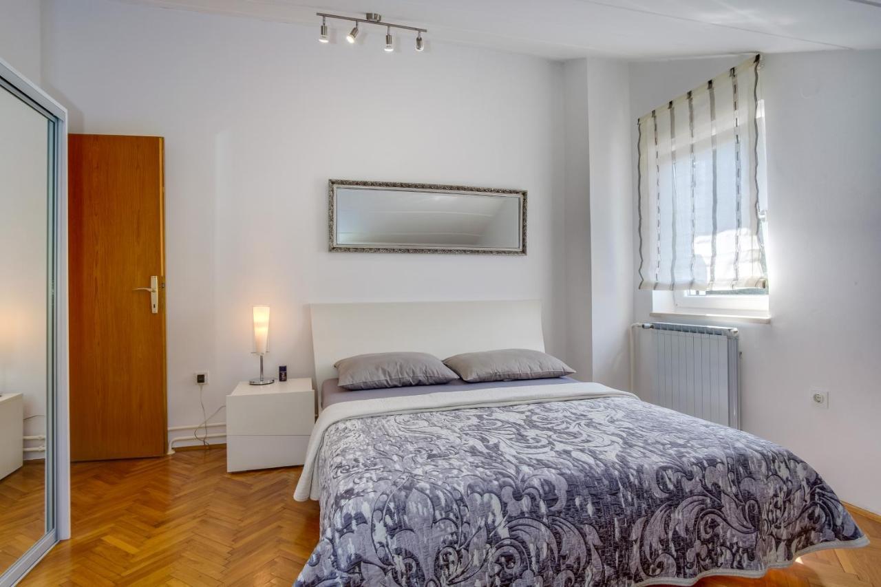 Leonida Apartamento Mali Lošinj Exterior foto