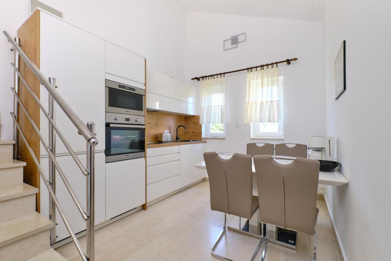 Leonida Apartamento Mali Lošinj Exterior foto