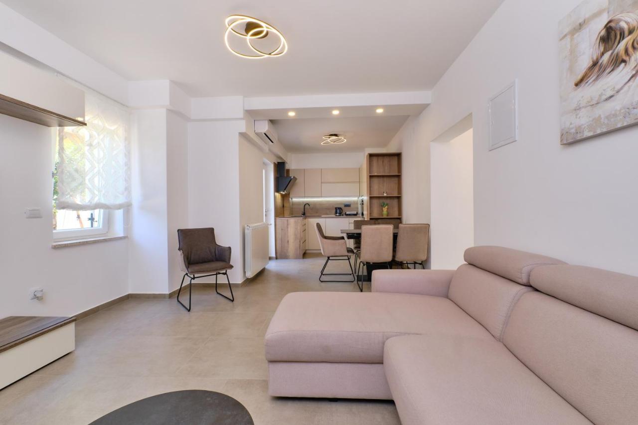 Leonida Apartamento Mali Lošinj Exterior foto