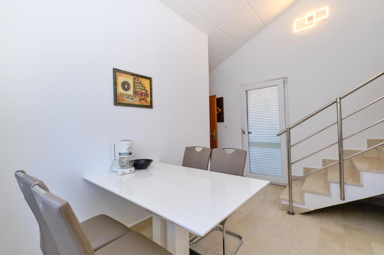 Leonida Apartamento Mali Lošinj Exterior foto