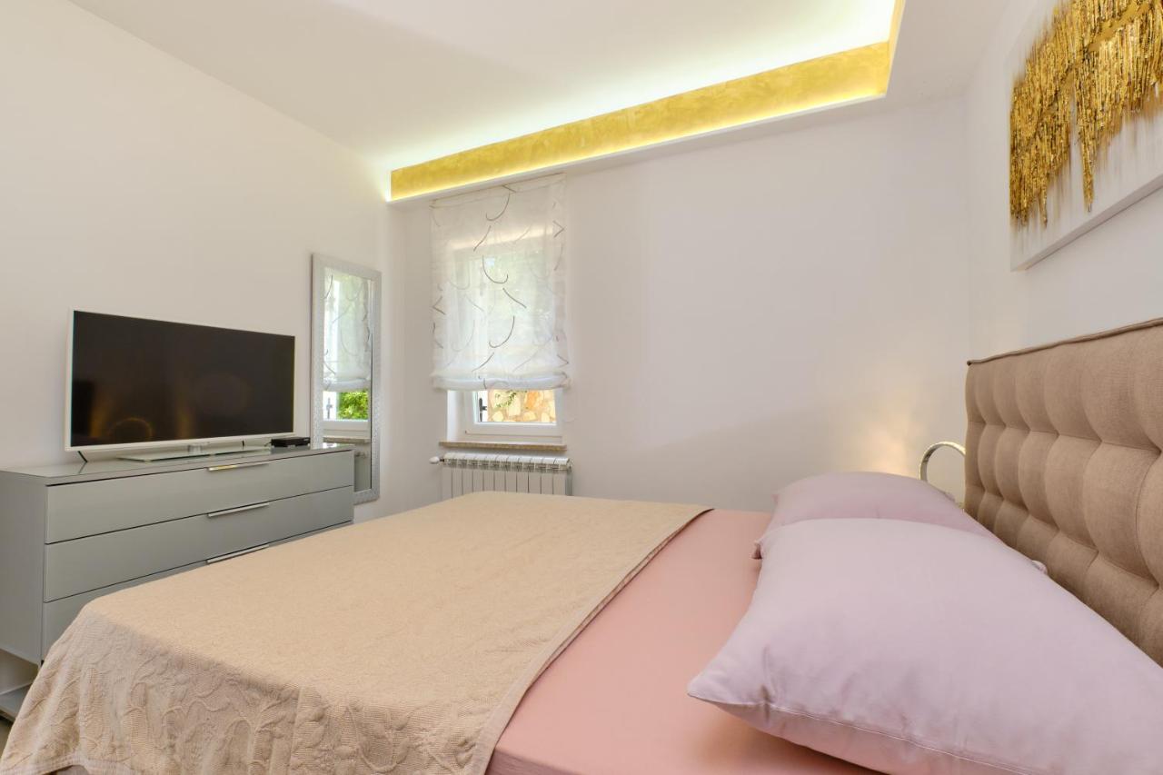 Leonida Apartamento Mali Lošinj Exterior foto